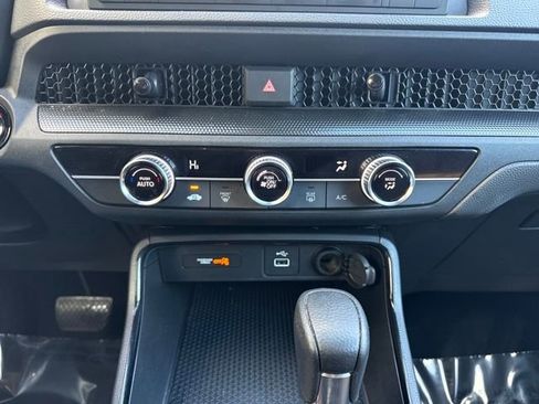 Used 2025 Honda CR-V LX image 22