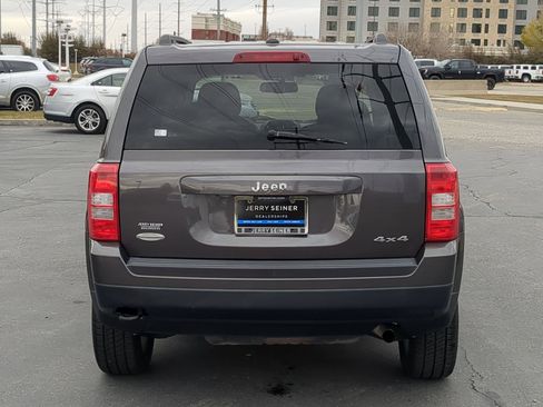 Used 2014 Jeep Patriot Latitude w/ All Weather Capability Group image 4