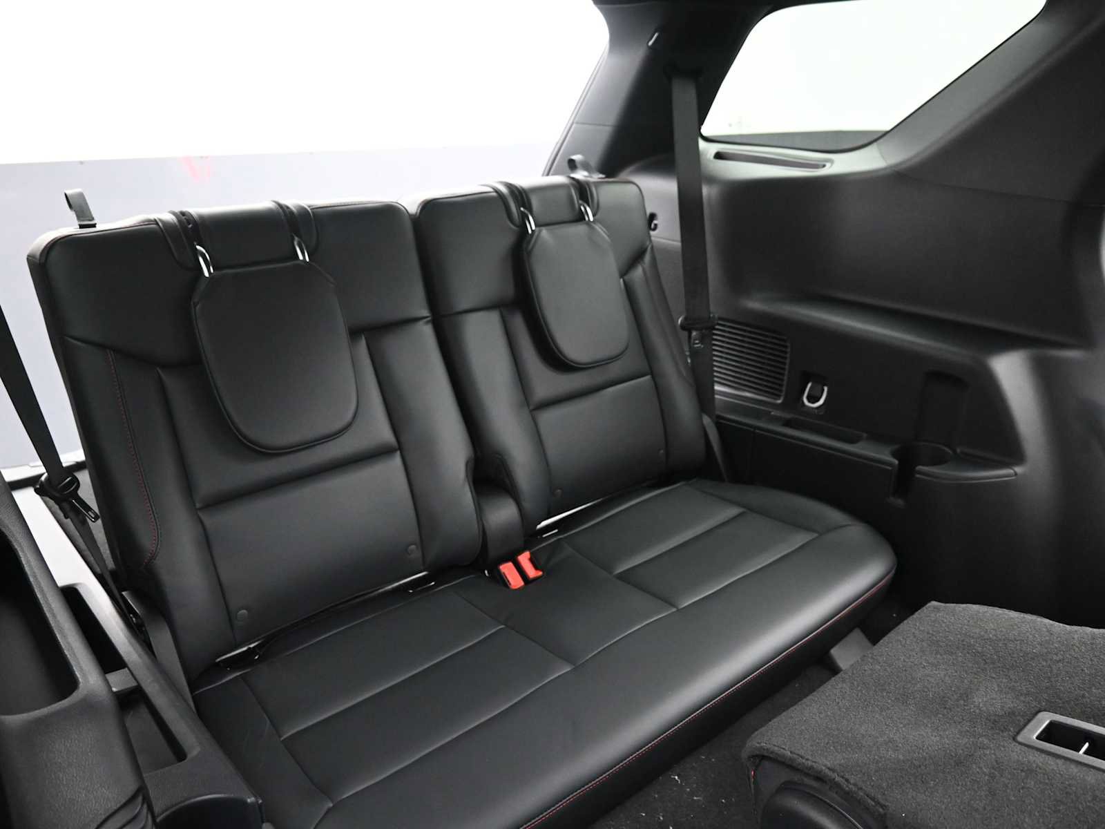New 2026 Ford Explorer ST-Line w/ ST-Line Street Pack AWD/4WD image 14