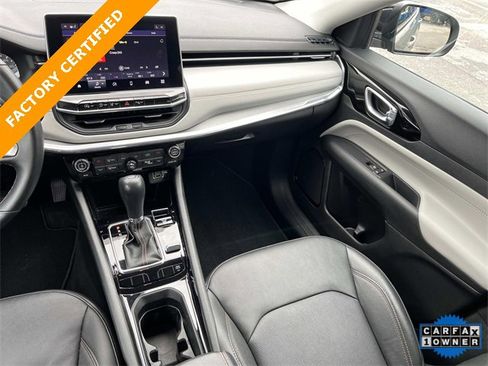 Certified 2022 Jeep Compass Limited image 15