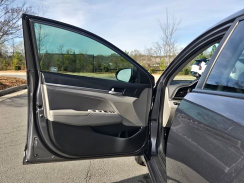 Used 2020 Hyundai Elantra SEL w/ Cargo Package (C1) image 20