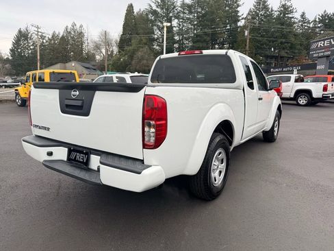 Used 2019 Nissan Frontier S image 5