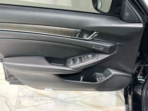 Used 2019 Honda Accord EX-L image 12