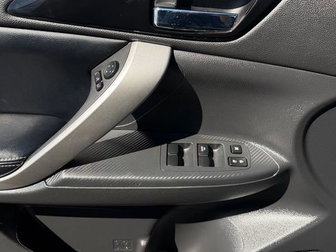 Used 2024 Mitsubishi Eclipse Cross SE image 18