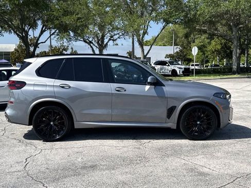 Used 2024 BMW X5 sDrive40i w/ M Sport Package RWD image 2