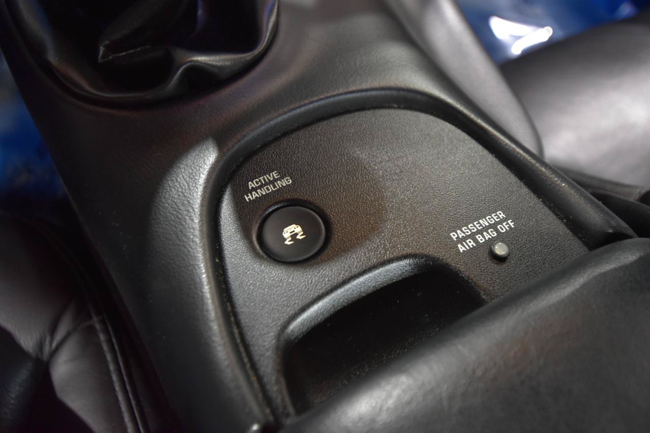 Used 2004 Chevrolet Corvette Z06 w/ Z06 Preferred Equipment Group RWD image 24