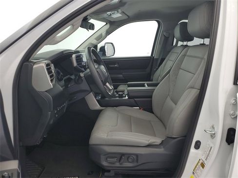 Used 2022 Toyota Tundra SR5 w/ TRD Off-Road Premium Package image 18