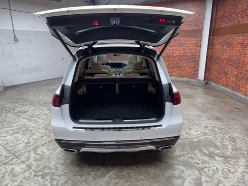 Used 2026 Mercedes-Benz GLS 450 4MATIC image 26