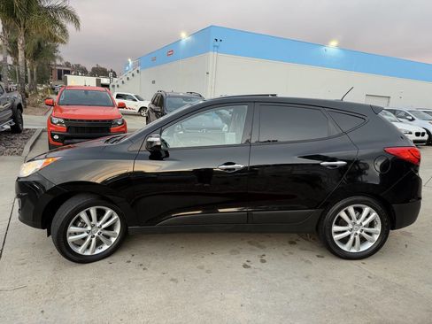 Used 2011 Hyundai Tucson Limited w/ Premium Pkg 3 image 10