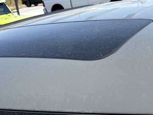 Used 2022 Jeep Grand Cherokee Laredo X image 16