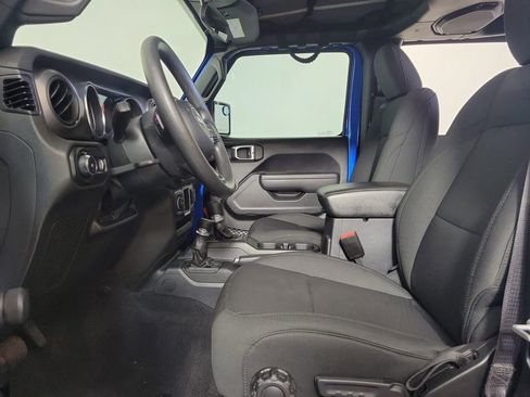 Used 2023 Jeep Wrangler Sport image 12