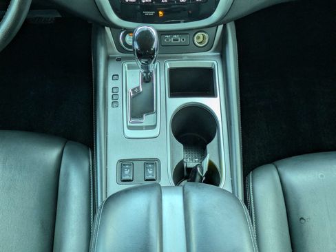 Used 2024 Nissan Murano SV w/ SV Midnight Edition Package AWD/4WD image 6