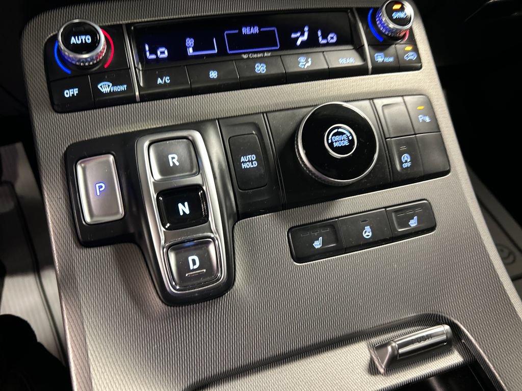 Used 2022 Hyundai Palisade SEL w/ Premium Package FWD image 18