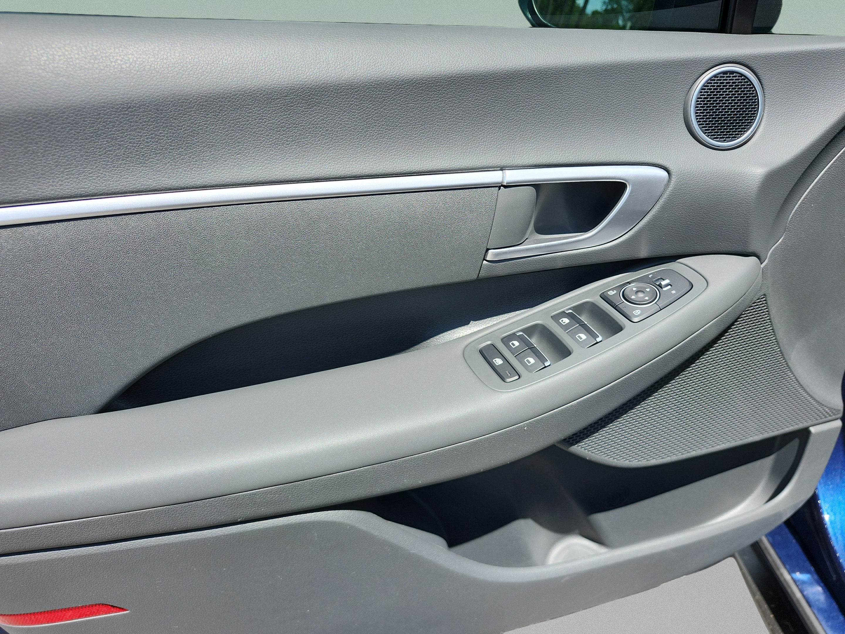 Used 2021 Hyundai Sonata SE w/ Cargo Package FWD image 16