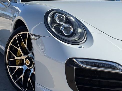 Used 2015 Porsche 911 Turbo S image 3