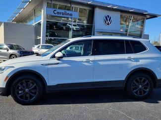 Certified 2024 Volkswagen Tiguan SE video 2