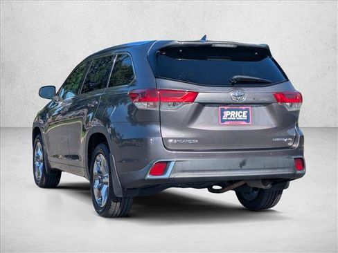 Used 2019 Toyota Highlander Limited Platinum AWD/4WD image 8