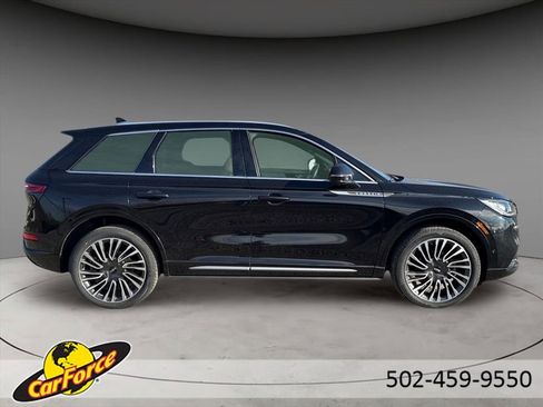 Used 2021 Lincoln Corsair Reserve image 10