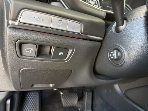 Used 2024 Genesis GV80 2.5T AWD/4WD image 18