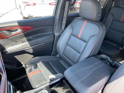 Used 2024 Chevrolet Traverse RS AWD/4WD image 25