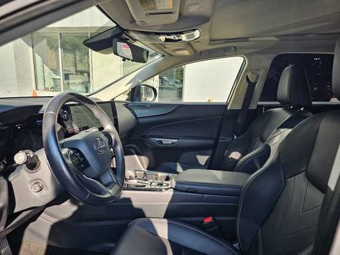 Used 2024 Lexus NX 350h AWD w/ Vision Package image 5