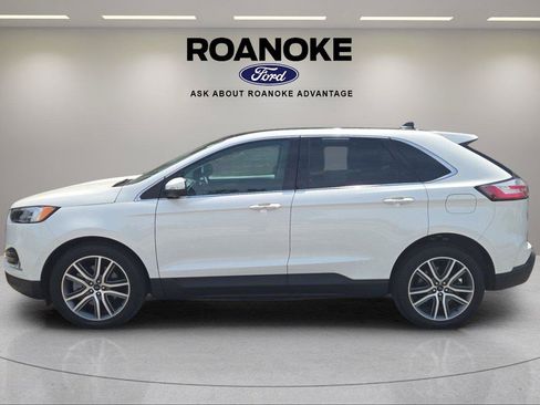 Certified 2024 Ford Edge Titanium w/ Equipment Group 301A AWD/4WD image 8
