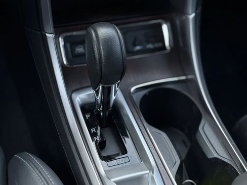 Used 2022 Subaru Ascent Touring image 42