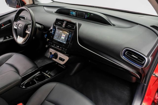 Used 2017 Toyota Prius Three Touring w/ Carpet Mat Package FWD image 15