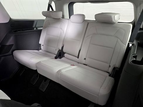 New 2025 Lincoln Navigator L Reserve AWD/4WD image 8