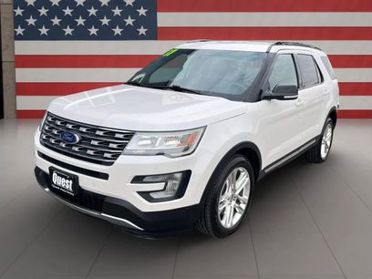 Used 2017 Ford Explorer XLT w/ Equipment Group 202A