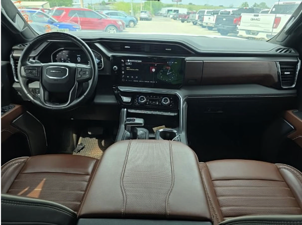 Used 2024 GMC Sierra 1500 Denali Ultimate AWD/4WD image 16