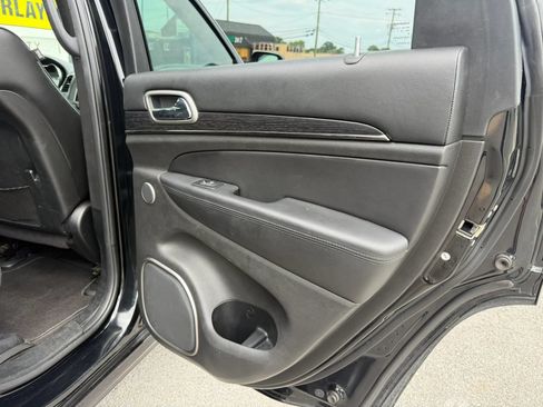 Used 2018 Jeep Grand Cherokee High Altitude AWD/4WD image 11