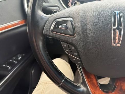 Used 2018 Lincoln MKX Reserve w/ Lincoln MKX Climate Package image 43