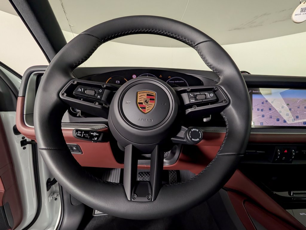New 2026 Porsche Cayenne AWD/4WD image 38