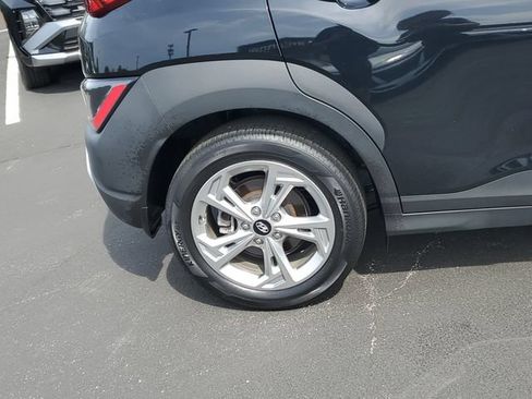 Certified 2023 Hyundai Kona SEL AWD/4WD image 5