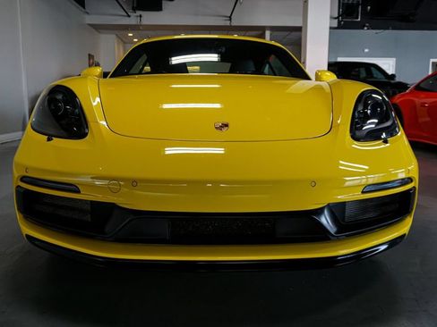 Used 2019 Porsche 718 Cayman RWD image 18