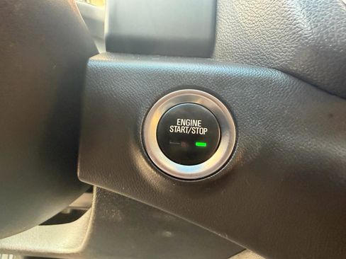 Used 2018 GMC Terrain SLT w/ Preferred Package image 27