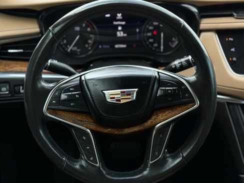 Used 2021 Cadillac XT5 Premium Luxury w/ Platinum Package image 19