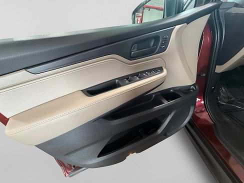 Used 2019 Honda Odyssey EX-L image 10