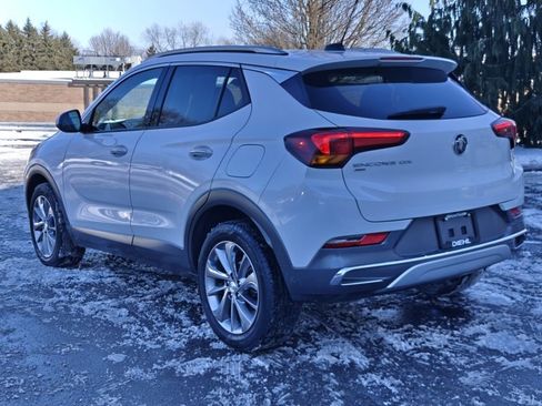 Used 2022 Buick Encore GX Essence w/ Experience Buick Package image 8