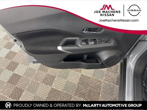 Used 2023 Nissan Kicks SV image 18