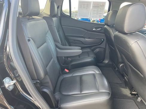 Used 2019 GMC Acadia SLT image 23