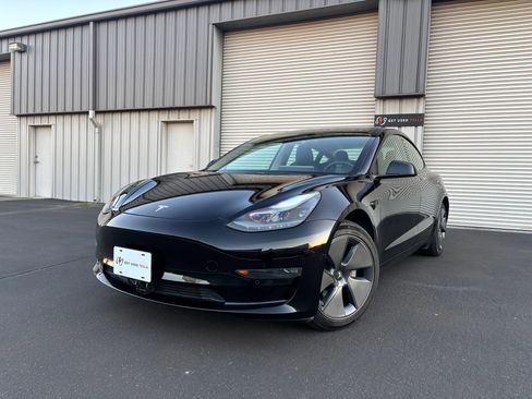 Used 2022 Tesla Model 3 Long Range image 4