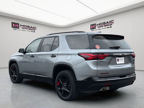 Used 2023 Chevrolet Traverse Premier w/ Redline Edition image 5