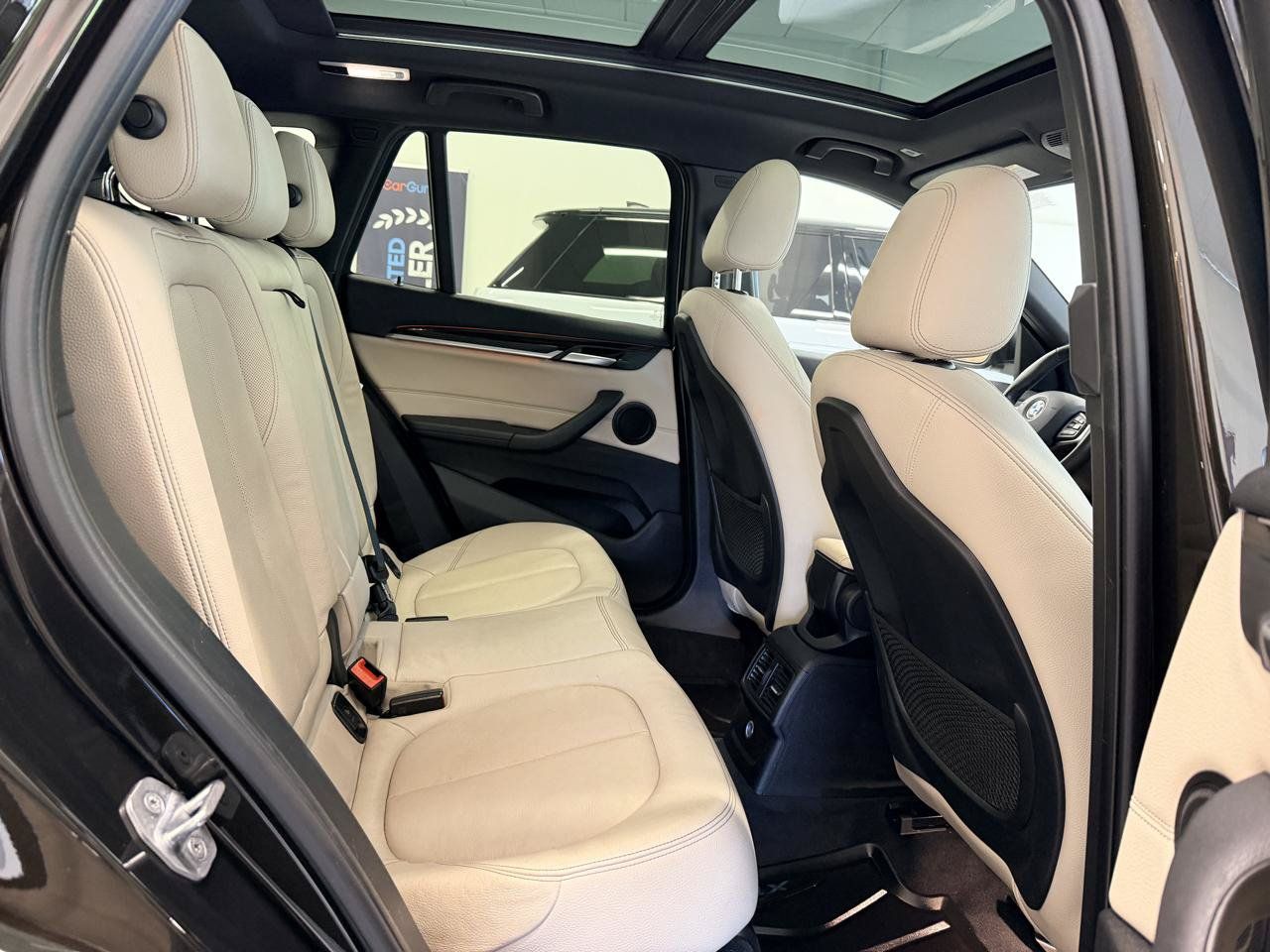 Used 2017 BMW X1 xDrive28i AWD/4WD image 28