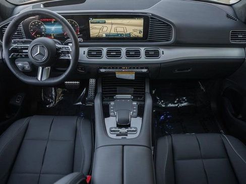 New 2026 Mercedes-Benz GLS 580 4MATIC image 23