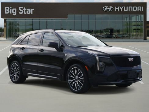 Used 2024 Cadillac XT4 Sport FWD image 6