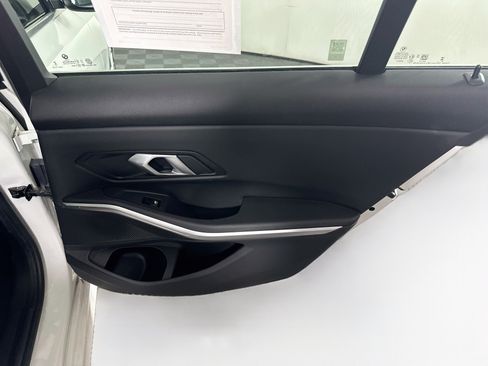 Used 2025 BMW 330i Sedan RWD image 29