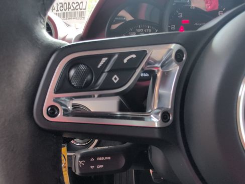 Used 2021 Porsche 718 Boxster Spyder RWD image 15