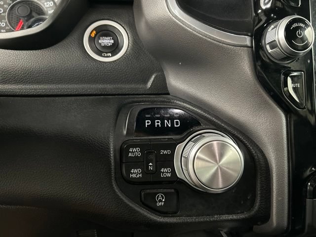 Used 2023 RAM 1500 Laramie AWD/4WD image 12